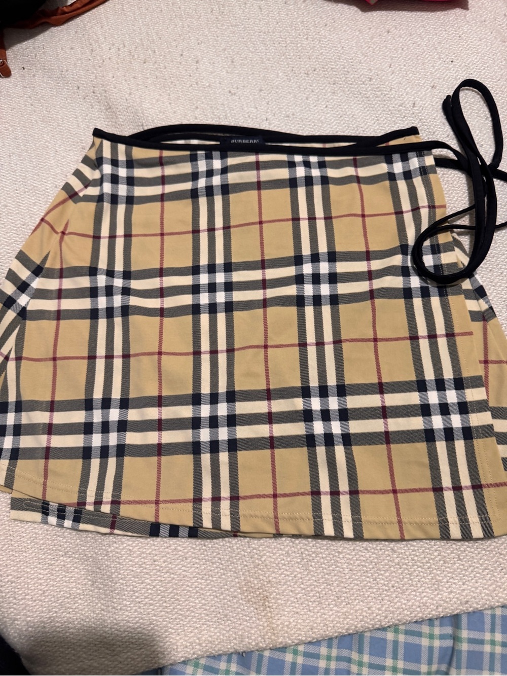 Burberry Beige Plaid Swim Skirt / Sarong with Black Trim - Picture 6 of 12